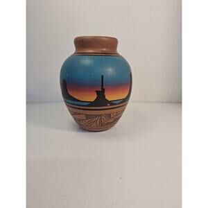 Vintage Navajo Handpainted Pottery Vase. Desert Scene,  Signed.